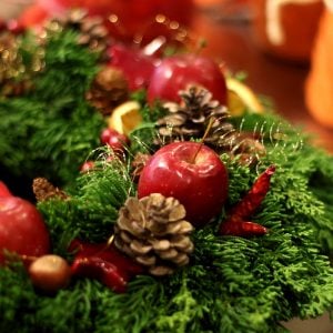 リンゴ　実　花言葉「誘惑」