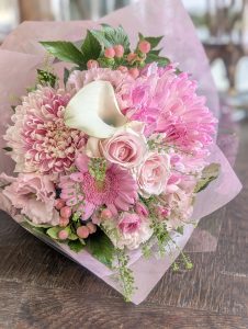 退職記念に奥様にも感謝の言葉を添えたい