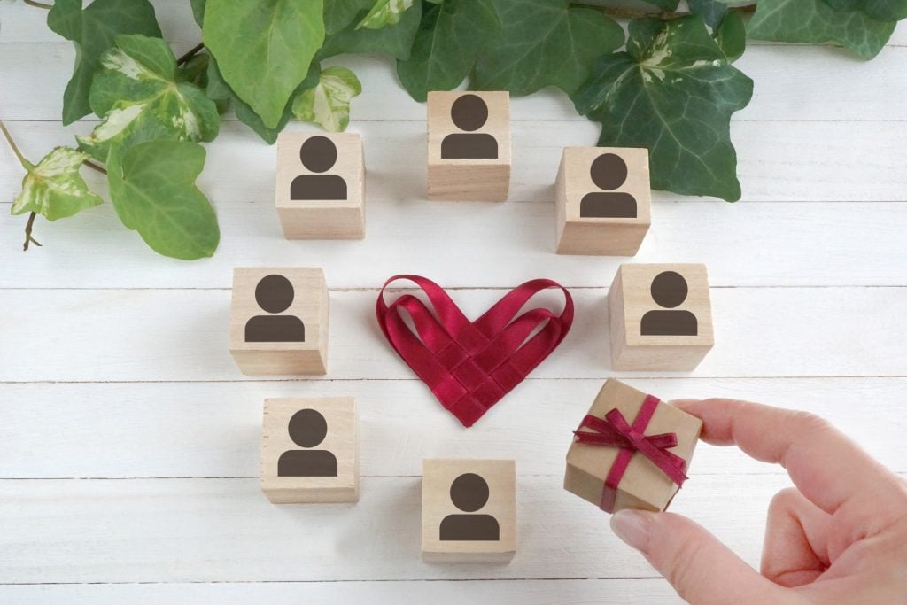 お供え花の名札マナー｜御供・供の違いと表記の基本について