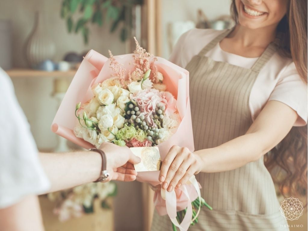 フラワーギフトの贈り方。想いが伝わる花選びガイド｜花ギフト通販｜Hanaimo（はないも）