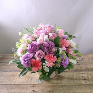 元気が出そうな明るい色合い、コロナのさなかにありますが、素敵な時間を贈れたと思います。