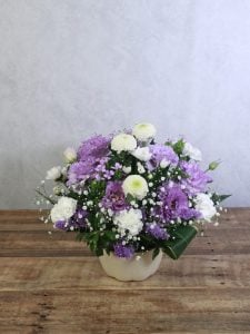 紫色が好きだった祖母も喜ぶと思います。