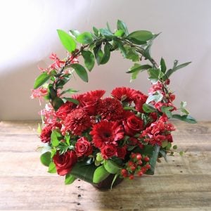 「素敵な花！！と芸者衆に大絶賛を頂き、鼻高々でした！」とのお言葉を頂きました。