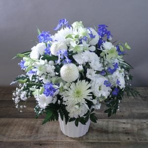 毎年、祖父の命日のお花ははないもさんでお願いしています。