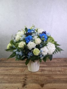 会社お祝いのアレンジメント お届け実例写真