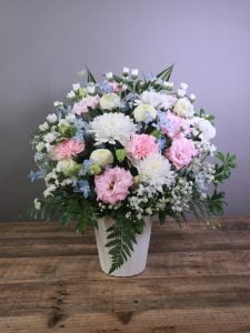 今回もお供えのお花をお願いしたのですが、ふんわりとした柔らかいイメージで仕上げて頂きとても満足です。