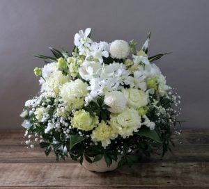 HPで見るよりお花が多く入っていて満足しています