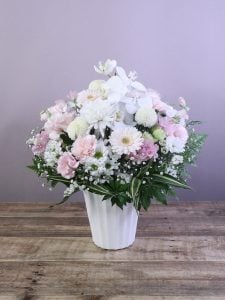 淡いピンクの色使いが優しく、慎ましさが上品に表現され、とても気に入っていただけました。