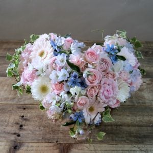 欲しいものを聞いても何もないと言う母。コロナで帰省もしばらく出来ず…せめて大好きなお花を、と贈りました。