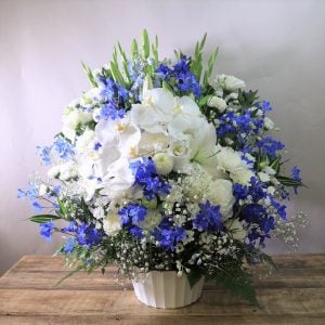 実は数年前にHANAIMOさんを利用させていただいたことがあり、その際も大変相手の方に喜んで頂けましたので今回もHANAIMOさんにお願いしようと思いました。