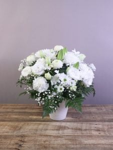 先方より、こちらのお花は持ちもよかったと言われ、選んでよかったと思います。