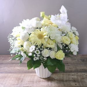 作っていただいたアレンジメントがWEBサイトの写真のものとほとんど同じなので、いつも安心感があります。