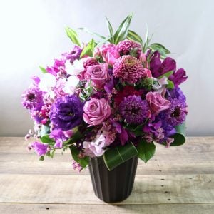 とても喜んでくれていました。綺麗なお花をありがとうと。