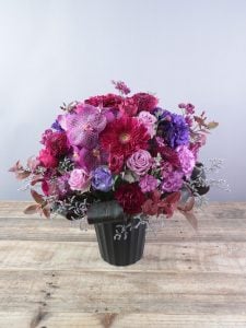 母にぴったりの雰囲気で喜ぶ姿と声に私も嬉しくなりました。事前のご相談の際、心を込めてお作りしますのお返事は本当に嬉しかったです。