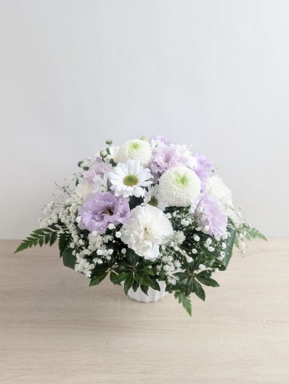 【一周忌のお供え花】メッセージカードや仕上がり画像送付などのサービスも充実